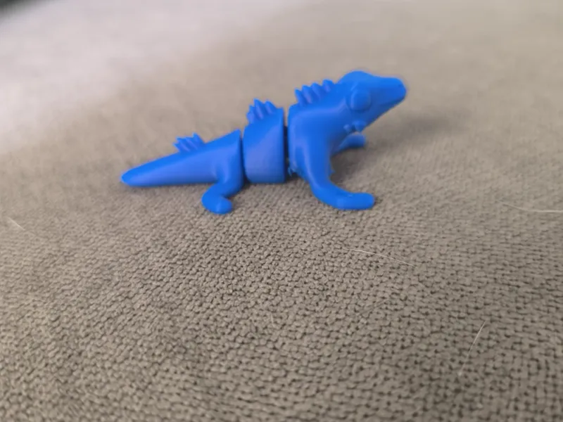 mini flexy iguana