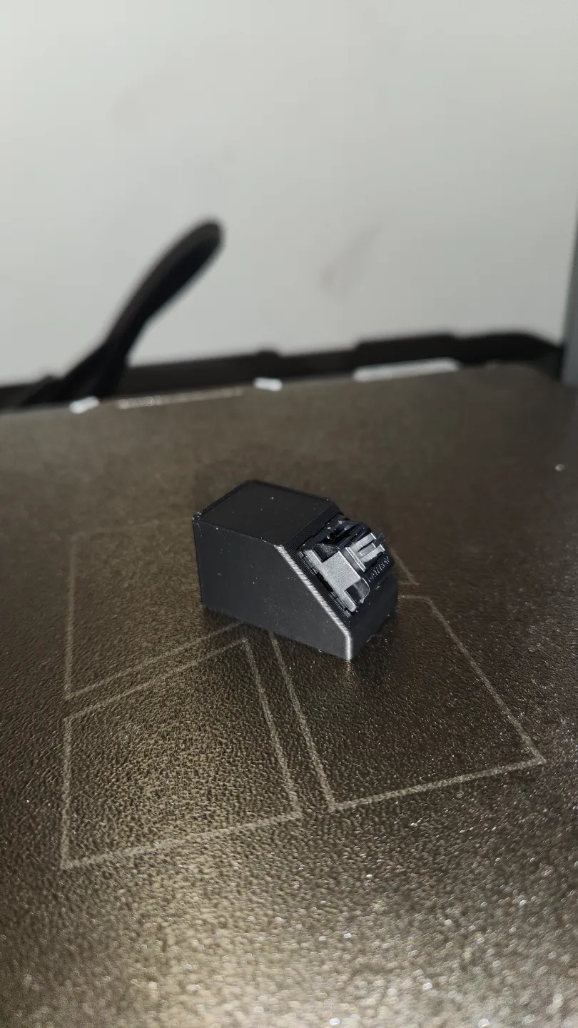 Keyboard switch holder - under desk mount - Free 3D Print Model ...