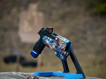 Letrero o emblema decorativo: Parametric OWB Holster for X300 Equipped Handguns — vista de referencia 4
