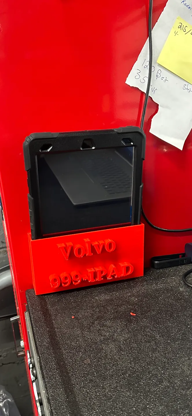 Volvo Ipad holder with magnet inserts