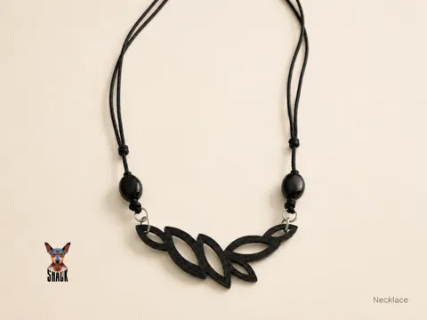 Leafline – Necklace & Earrings view 3