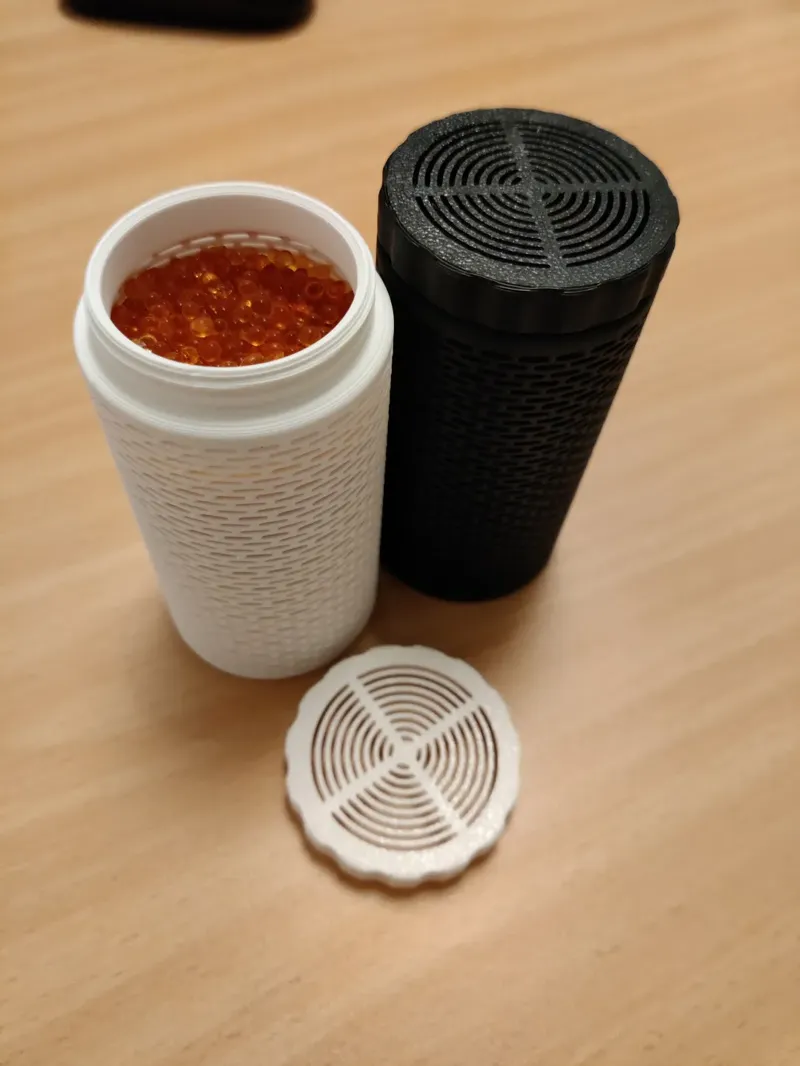 Silica gel spool container