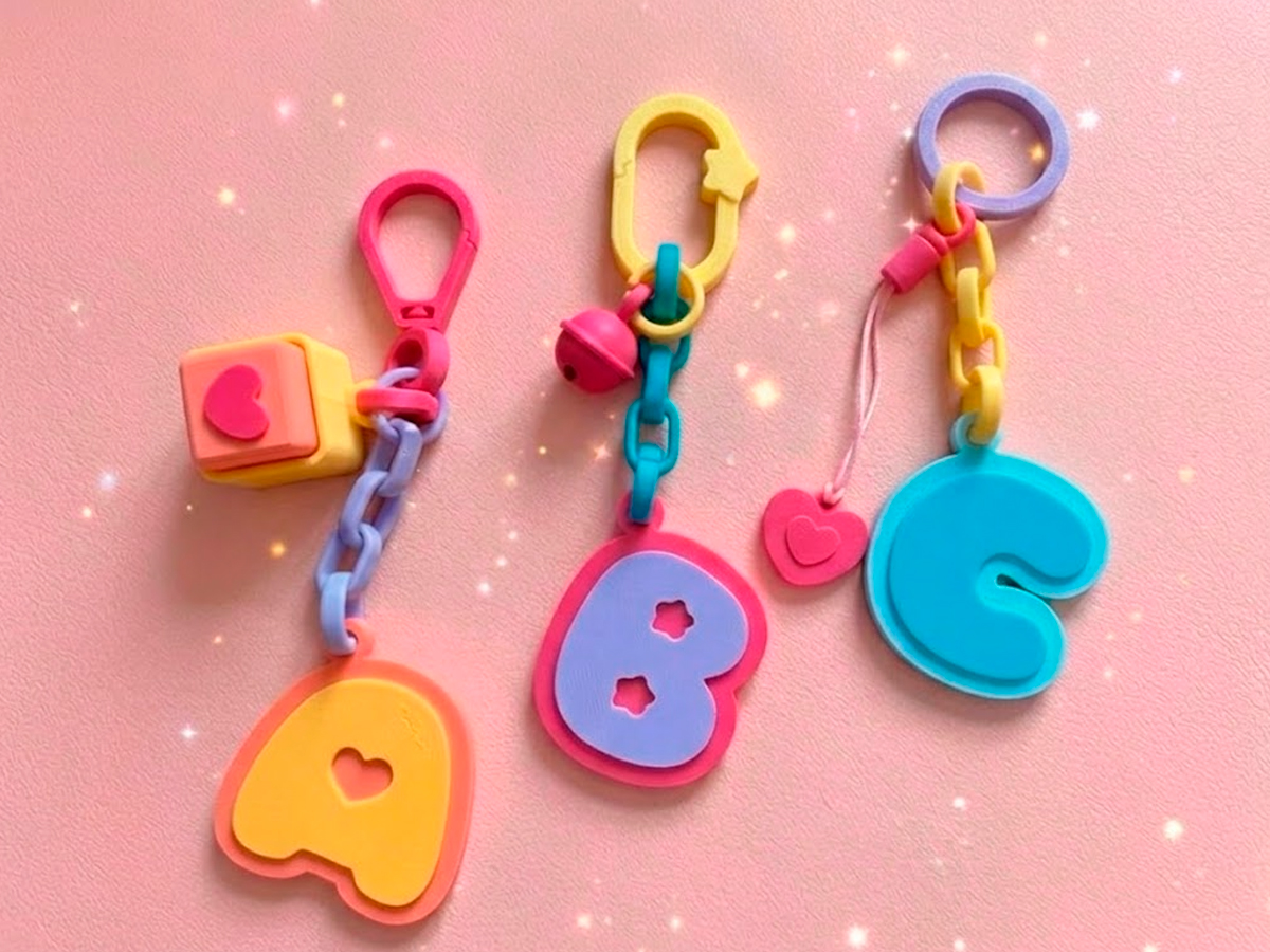 Letras Bicolor Detalles Estrellas y Corazones - 1