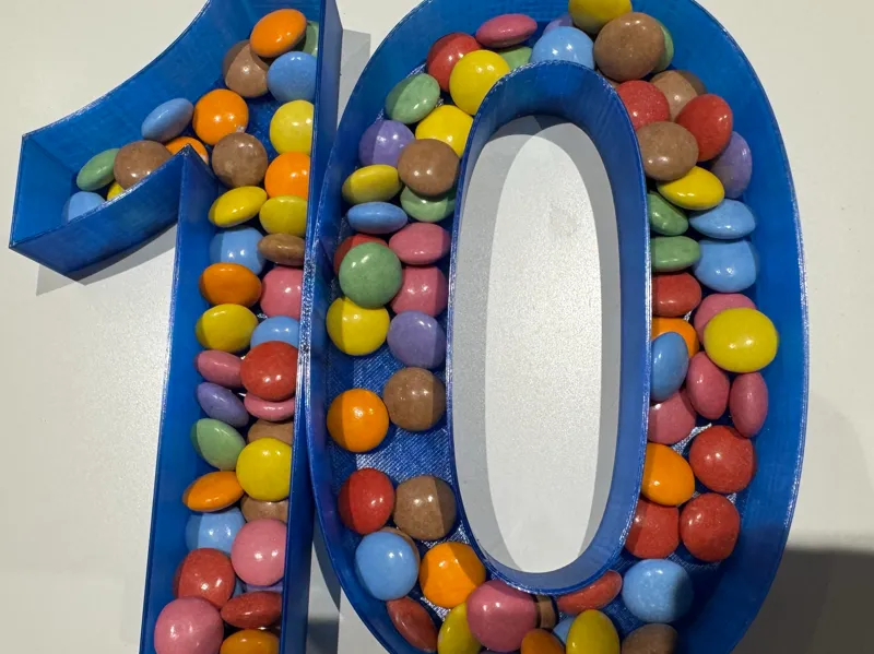 10. Geburtstag - Form für Deko, Bonbons, Moos etc.