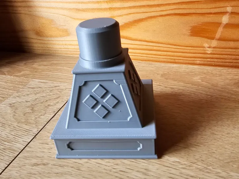 Chunk pedestal