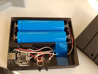 2er 18650 Batteriehalter Parallel – 72 Mm Kapazität, PP-Gehäuse UL94-HB, Vernickelte Federn, Für 3,7 V DIY-Projekte