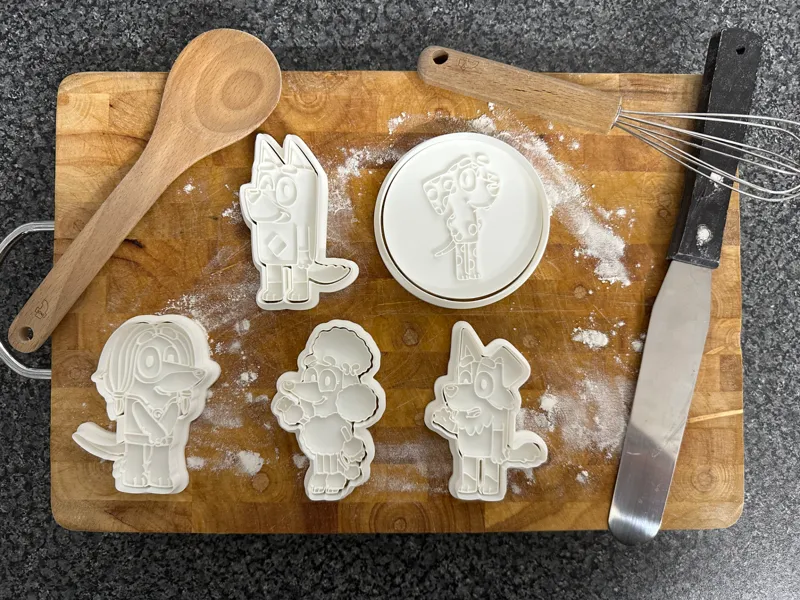 Bluey's Friends Set Of 5 Cookie Cutters & Stamps