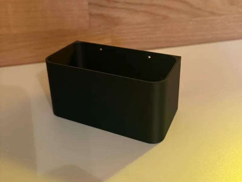 Simple small storage box wall mount