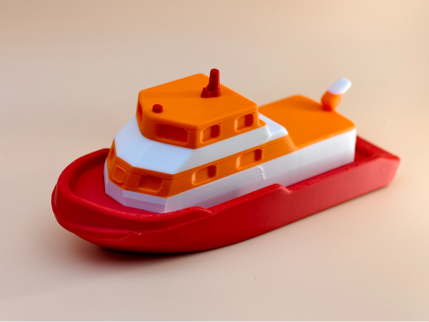 浴缸玩具：可以浮在水上的消防船