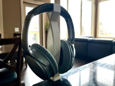 Desk Mounted Headphone Stand with Cable Management
