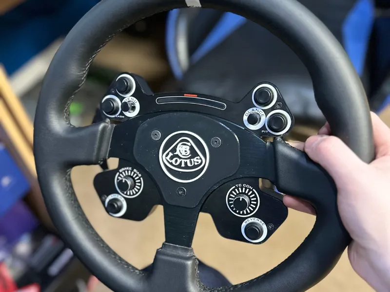 Lotus Moza CS wheel logo plate 70mm PCD