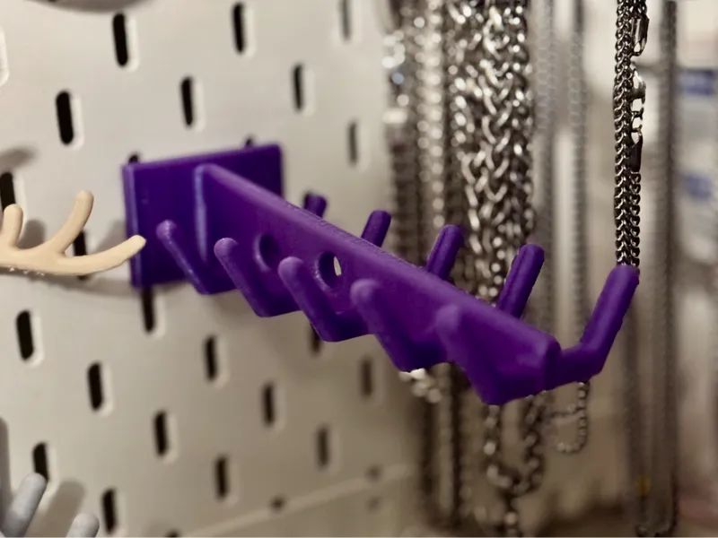 Skadis Jewelry Hook Remix no supports strong pegs