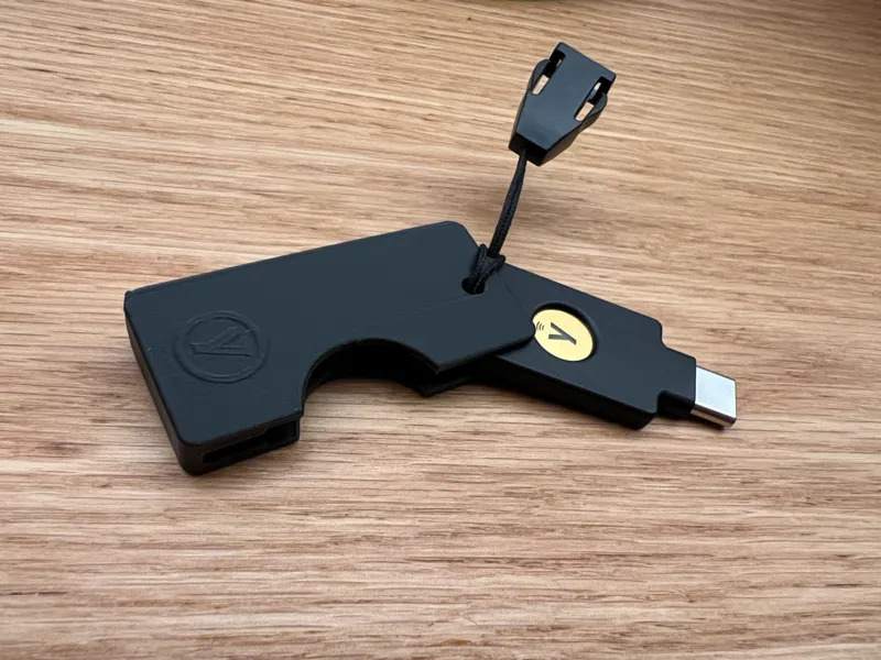 case for YubiKey5c with snap function