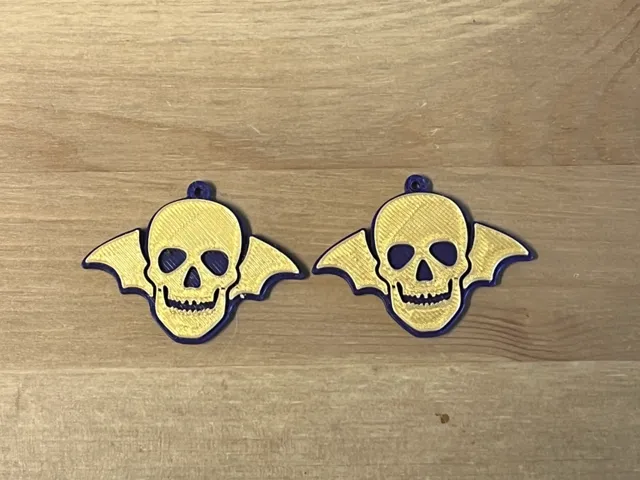 skull earrings