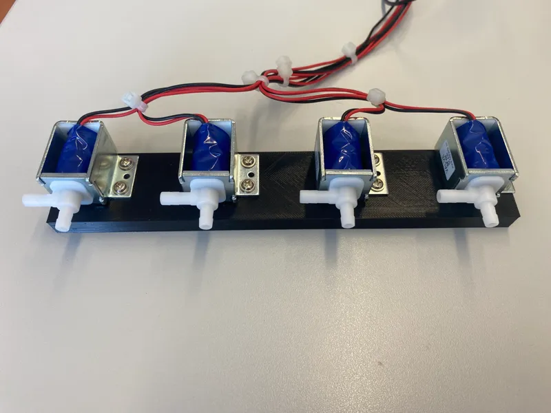 Halter für Magnetventile