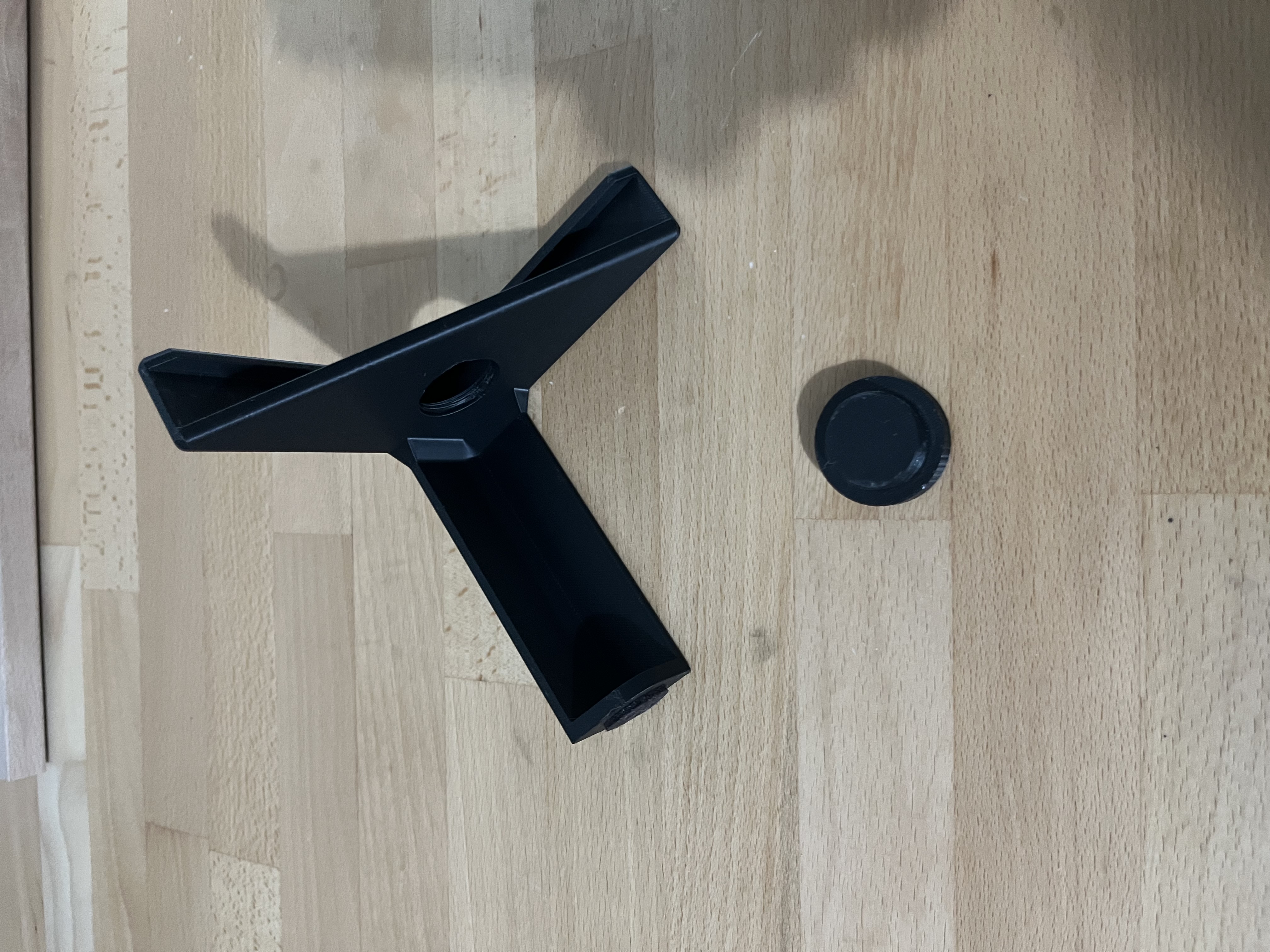 Miniatura 2 do modelo 3D Customizable Desk Riser/Monitor Stand