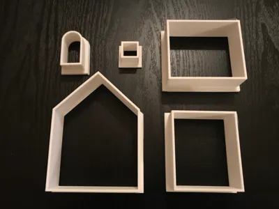 Gingerbread House Cutter Short - Smaller Height