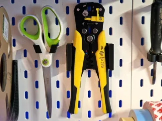 SKADIS automatic wire strippers holder