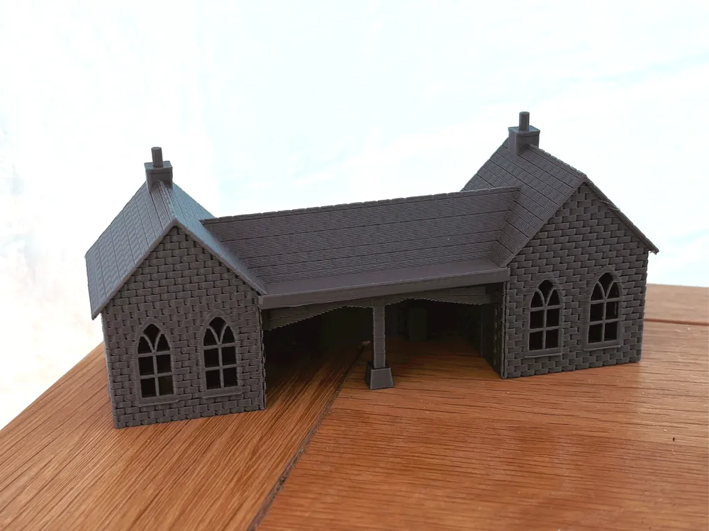 Soporte: N Scale Small Ticket Office (V2) Model Railway. Referencia del modelo original.