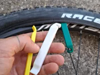 Démonte-pneu pour vélo — photo 2