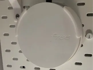 Support for repeteur wifi pop skadis Ikea 