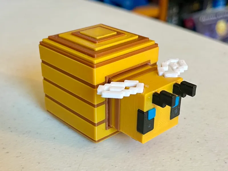 Minecraft Pixelated Bee Fidget Clicker Figure