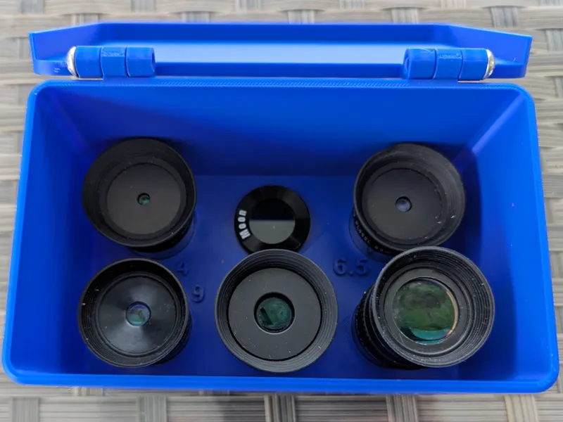 Telescope lens case