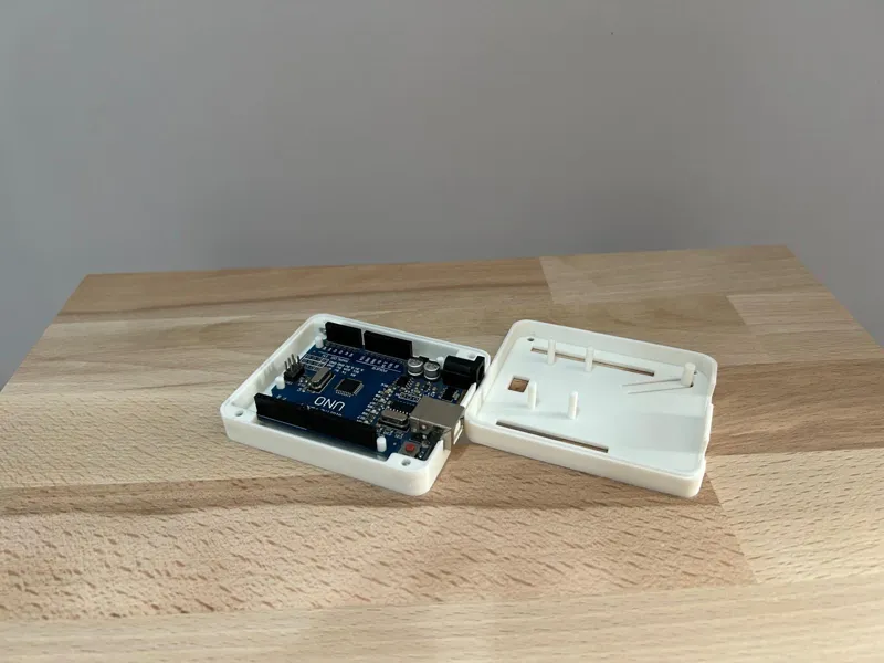 Arduino Uno Enclosure