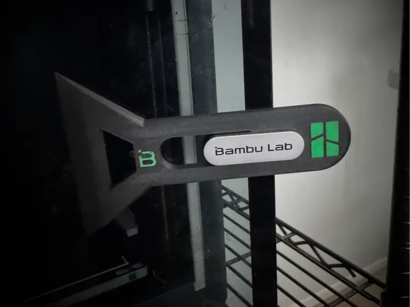 V.2 with only 'B' and Bambu Logo