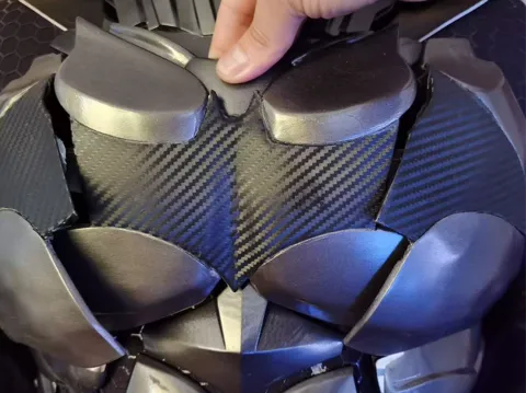 Accesorio para impresora 3D: Batman Arkham Knight Chest — referencia de MakerWorld