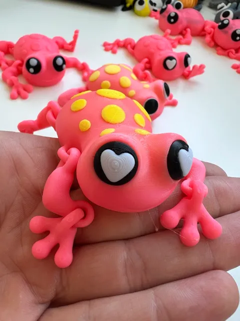 Cute articulated frog view 2