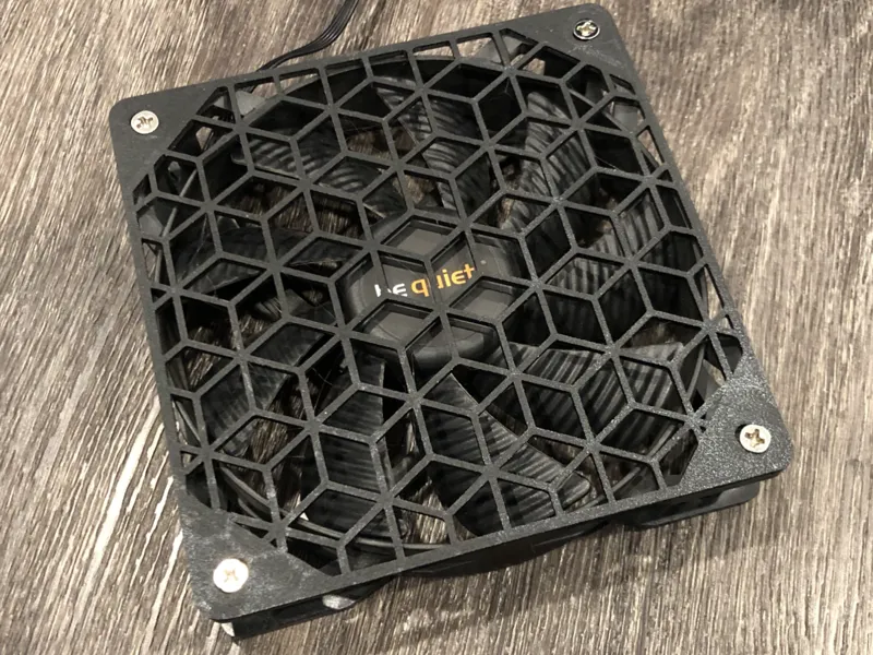 Cubes Fan Grill 120mm