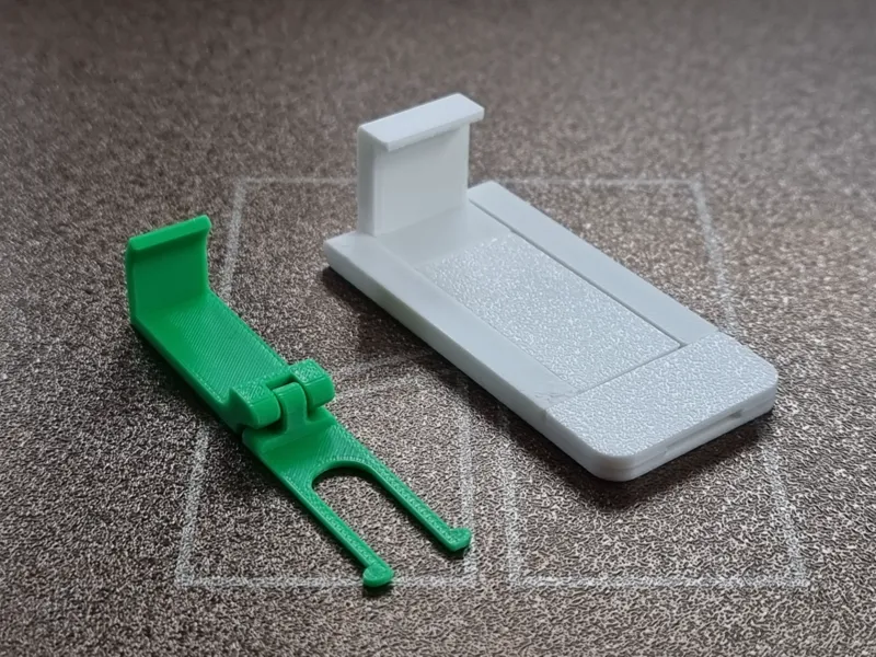 Reverse Phone Stand