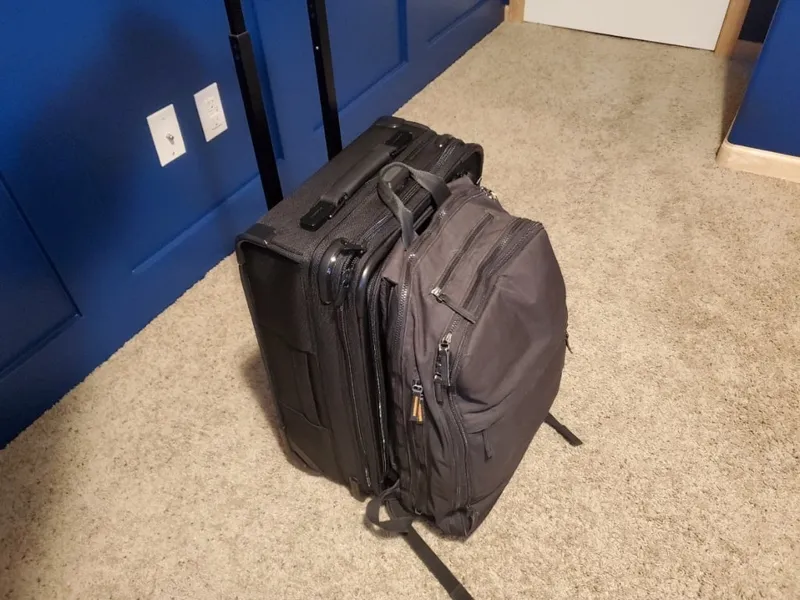 Briggs and Riley Bag Hanger for Smart Link