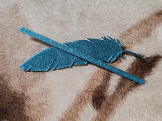 Feather hair clip