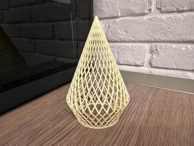 Mesh Christmas Cone (No Supports)