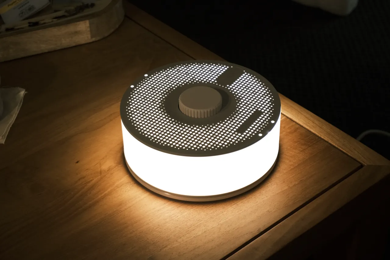 Spool lamp view 3