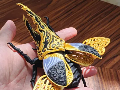 Gilded Hercules Beetle (Rhinoceros Beetle) articulated toy