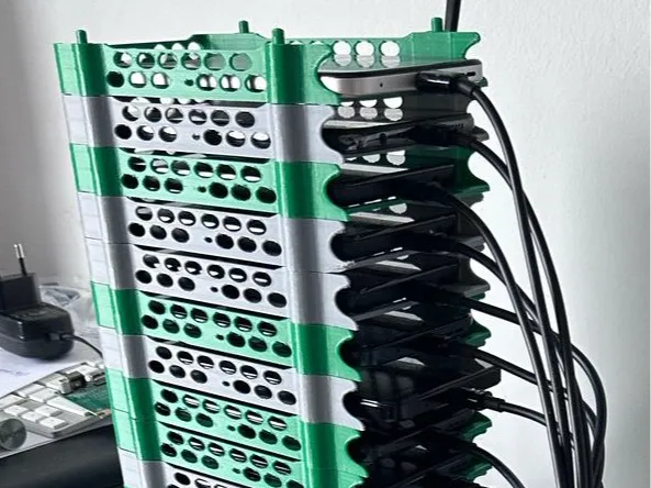 Racks empilables pour téléphones ou mineurs de cryptomonnaie