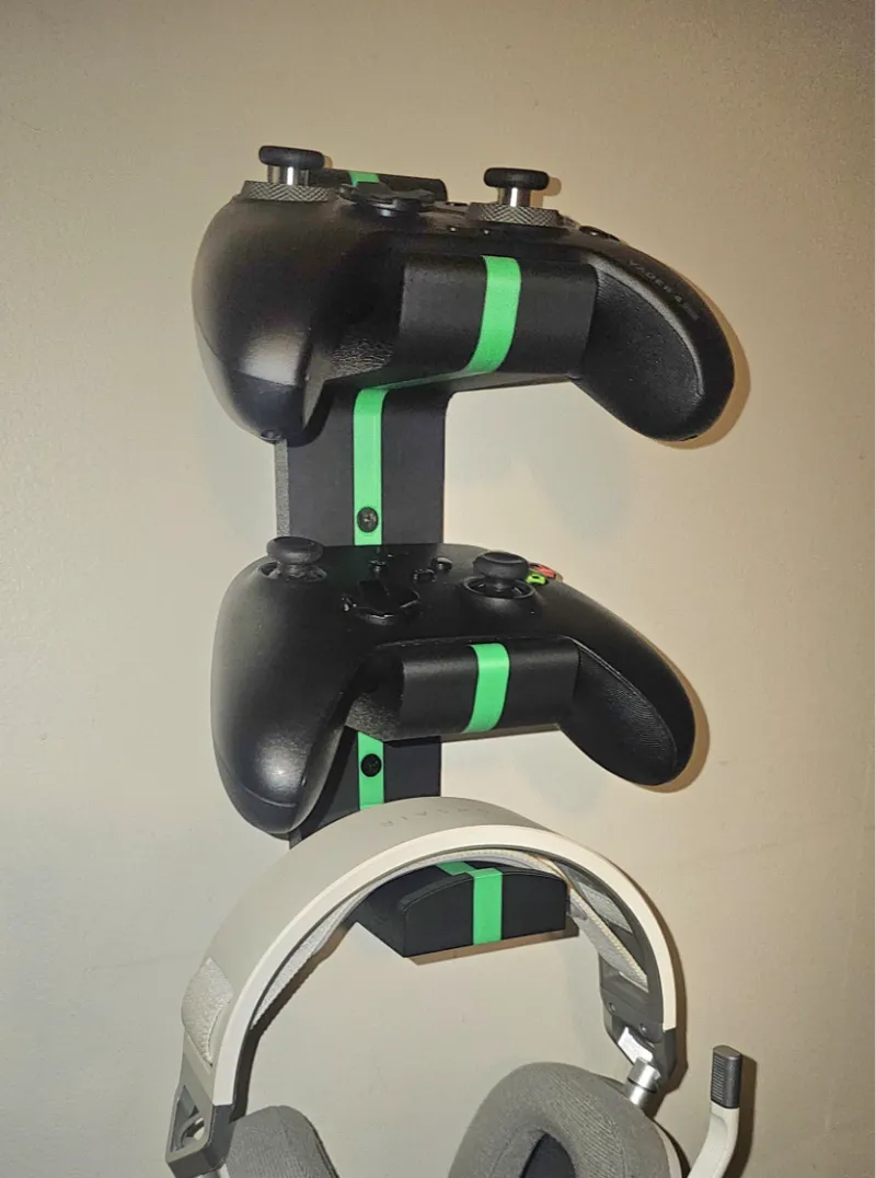Dual Controller and Headset Holder - Wall Mounted