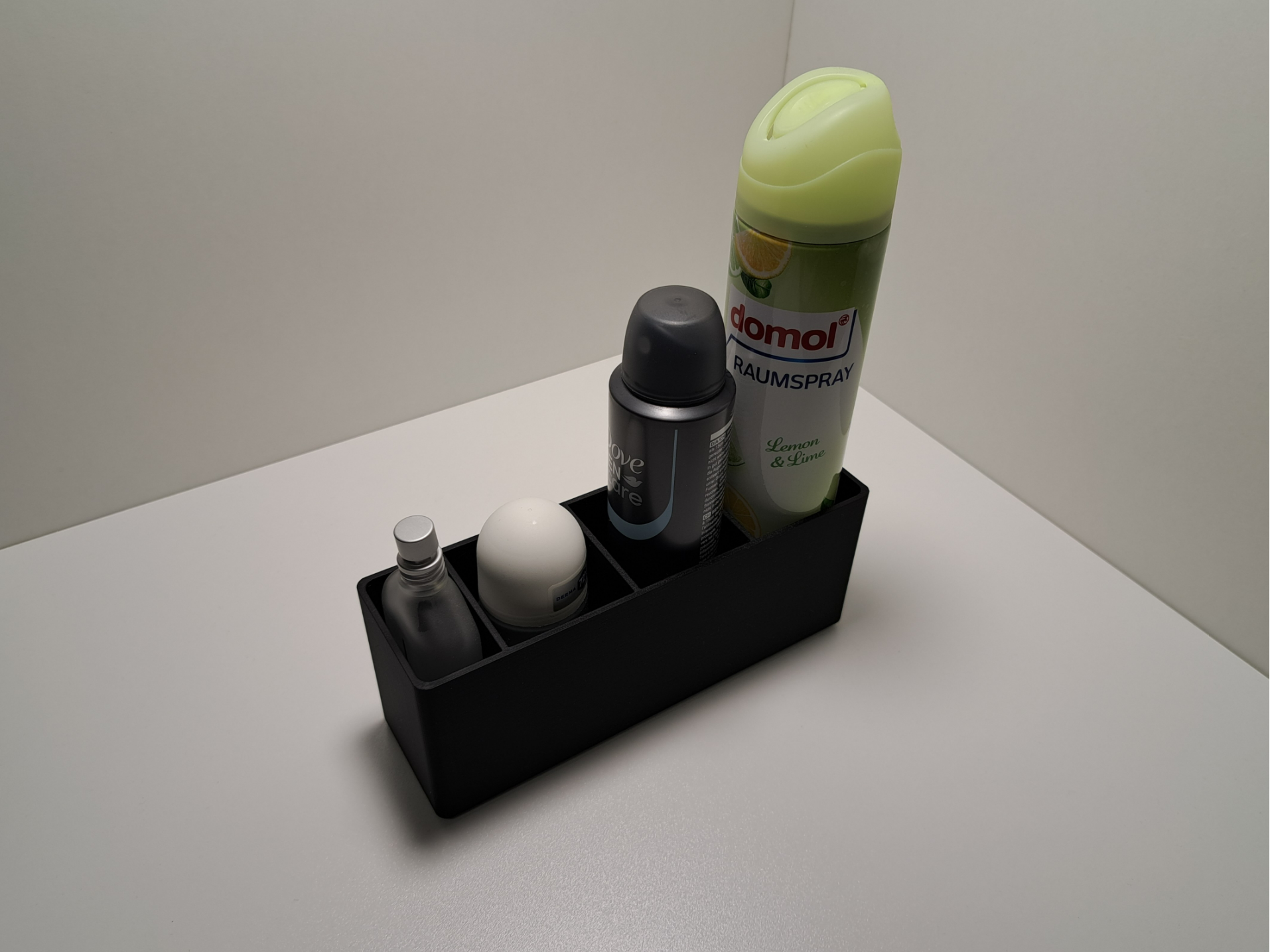 Aufbewahrung für Spraydosen und Parfum