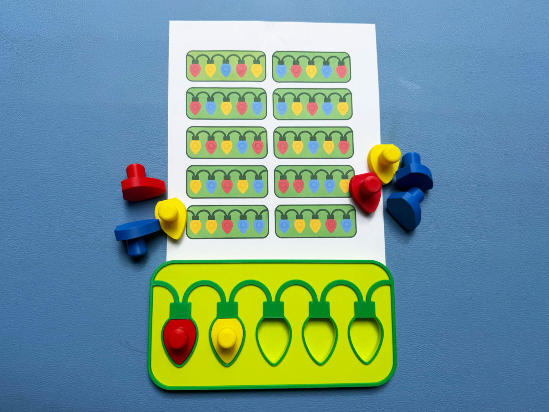 Lights pattern matching game - 1