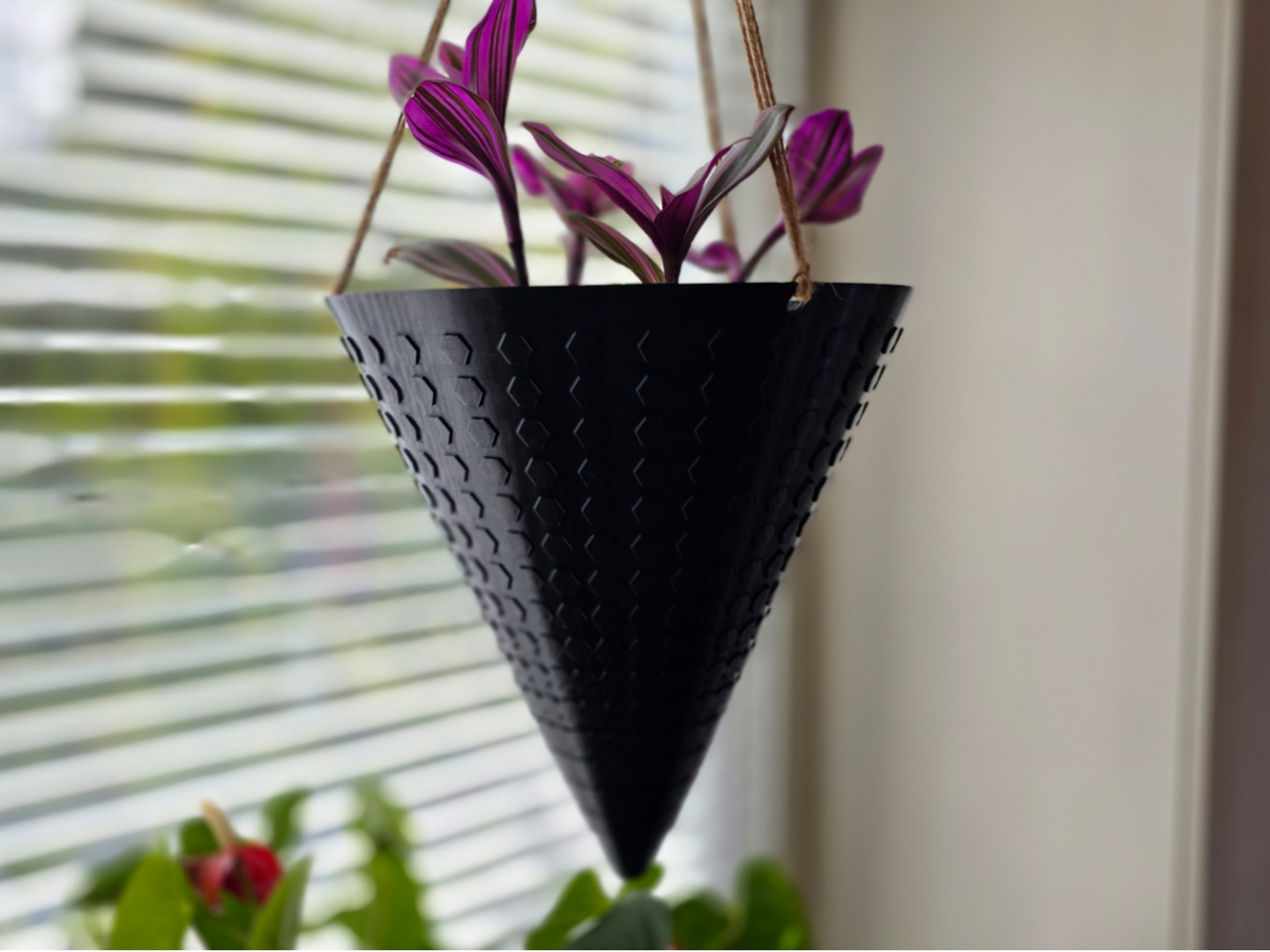 Hänge Blumentopf | Hanging Cone Planter