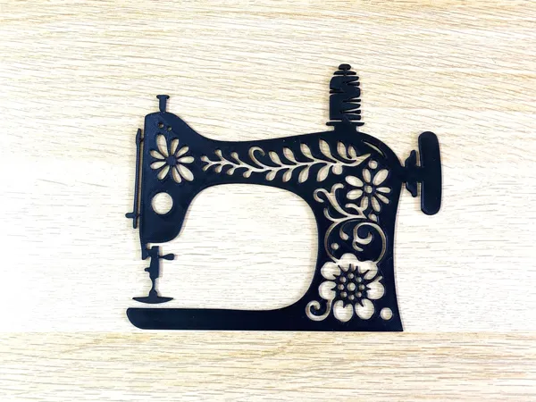 Machine à coudre traditionnelle
