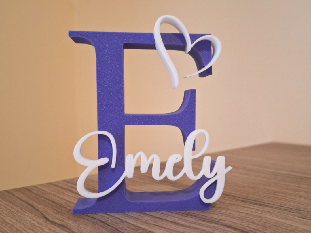 Emely, lettera E con nome, no ams