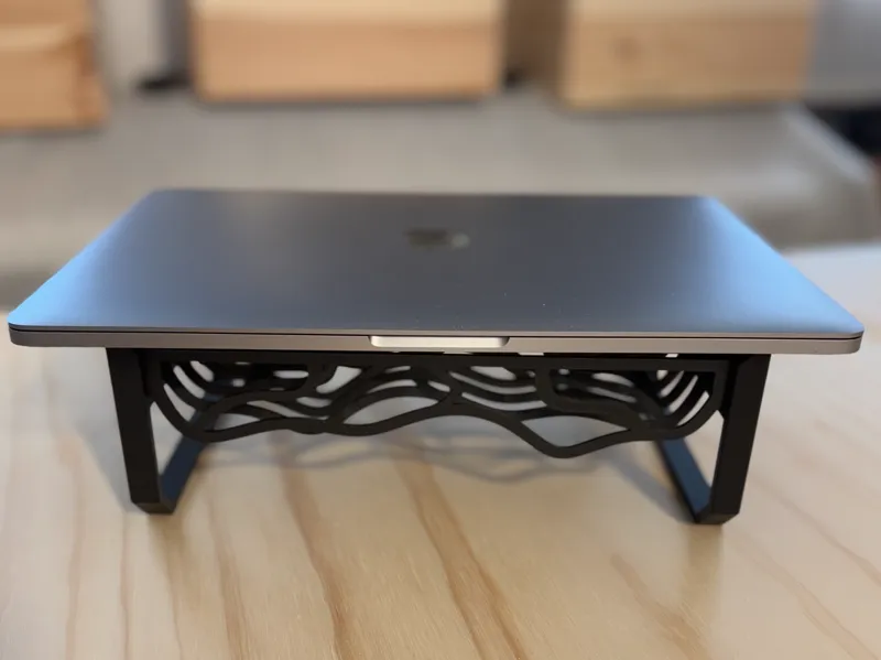 Organic monitor lifter