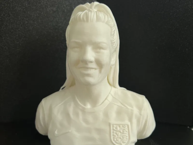 Lauren Hemp Bust