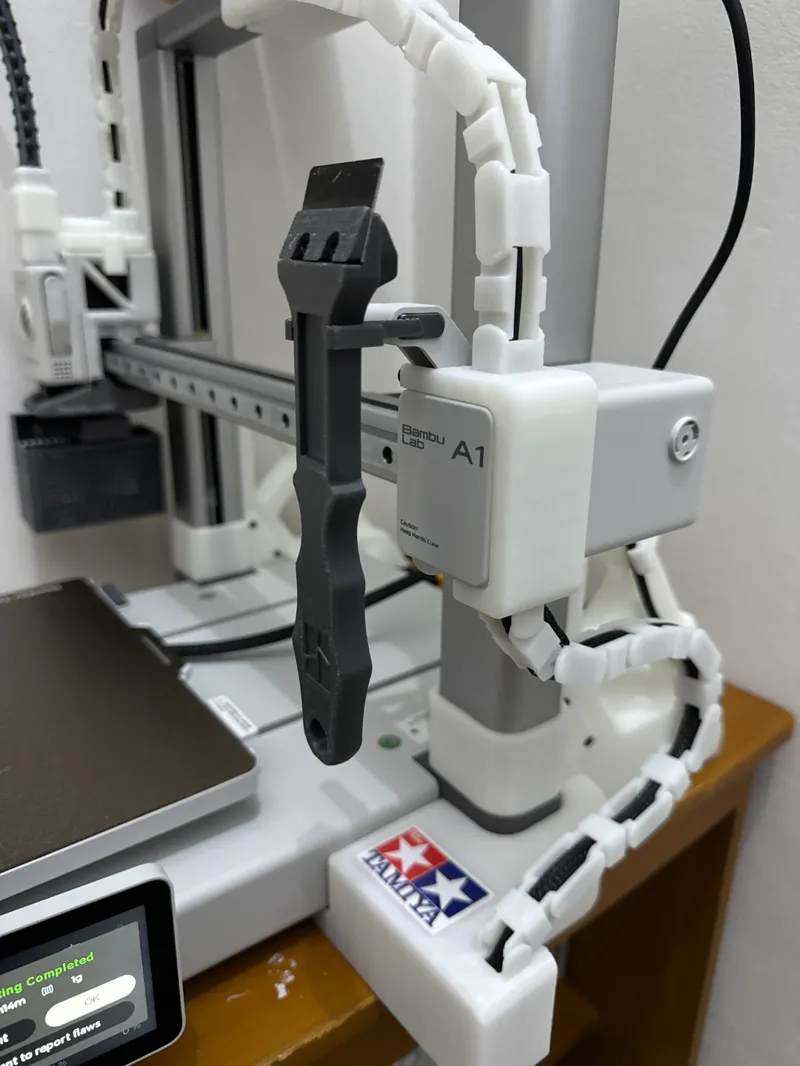 Hanging Scraper Holder