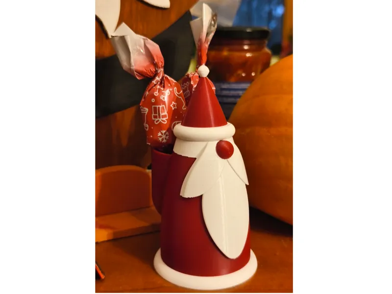 5-piece Santa with little back pack