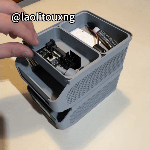 Miniatura 1 do modelo 3D 零件收纳盒 可叠放收纳筐 双层分隔收纳